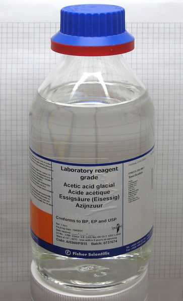 File:Acetic acid bottle.jpg