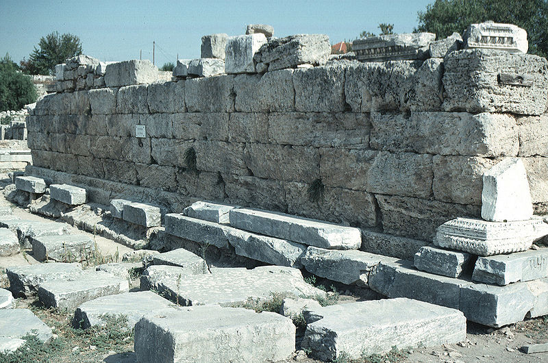 File:Bema Corinth.jpg