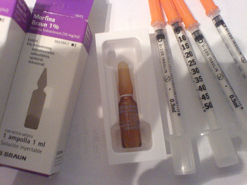 File:MorphineNeedles.jpg