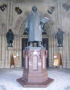 Gedaechtniskirche Speyer Lutherdenkmal.jpg
