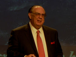 Henry Morris III speaking.jpg