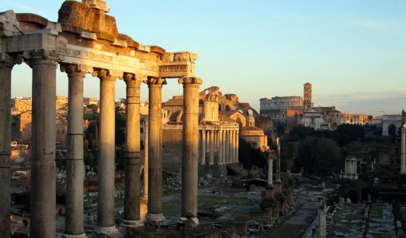 File:RomeforumandColesseum.jpg