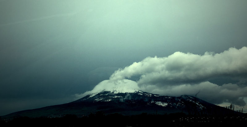 File:Mount Vesuvius.jpg