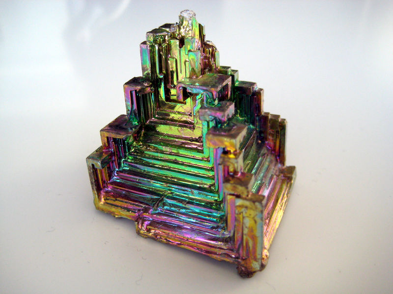 File:Bismuth crystal pyramid.jpg