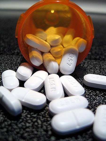 File:Vicodin Spill.jpg