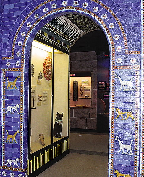 File:Ishtar Gate.jpg