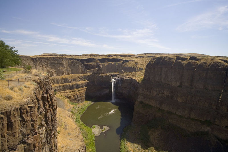 File:Palouse Falls.jpg