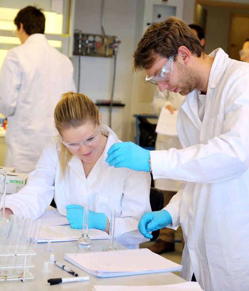 File:Chemlab.jpg