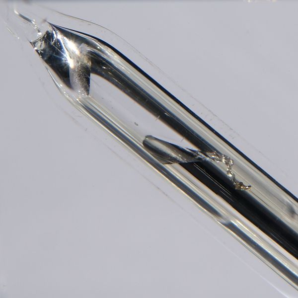 File:Rubidium1.jpg